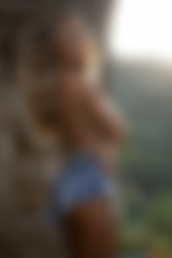 2022phdee/2021-11/[photodromm] 2021-11-24 Goldie - Sunset Electricity II (x42, 3000 px)/Sunset Electricity II (9).jpg