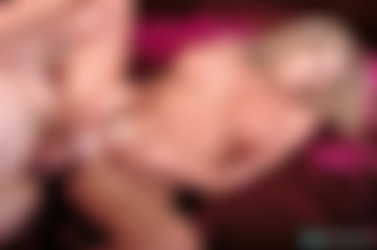Scoreland.com SiteRip - Part #1/00063-December 2002 Score- In The Bedroom-Amanda/1600/Amanda21.jpg