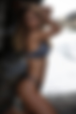 2021phdee/2021-10/[photodromm.com] - 18.10.2021 - Goldie - Splash II (x46, 3000px)/Splash II (4).jpg