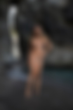 2021phdee/2021-10/[photodromm.com] - 18.10.2021 - Goldie - Splash II (x46, 3000px)/Splash II (40).jpg