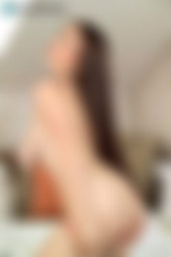Scoreland.com SiteRip - Part #1/00157-Voluptuous April 2006-Anna Song/1600/AnnaSong043.jpg