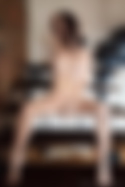 @arilaviee/Images/1024x1536_4a666adc2dbf40988f5102739b9ca586.jpg