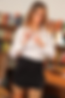 Only Secretaries In Suits 12.01.2012 - 26.12.2012/6th November 2012/Sammie Pennington_usxt1e59/9ok_0055.JPG