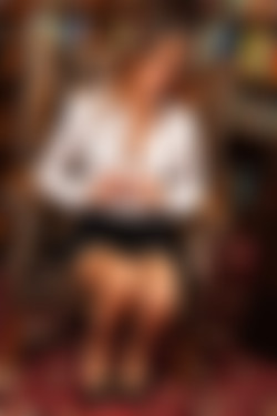 Only Secretaries In Suits 12.01.2012 - 26.12.2012/6th November 2012/Sammie Pennington_usxt1e59/9ok_0057.JPG