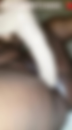 608 x 1080 Pt.1/12 Inch Dildo makes Ebony Pussy Cream and Squirt_ChoColateCreamz_1080p.mp4