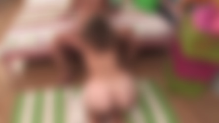 CumaholicTeens.com (Pack 20 Videos) - [Extended versions]/Simone.mp4