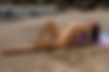 [photodromm.com] 2018-12/[photodromm.com] - 2018.12.16 - Clio - Beach Is Better (x50) 2000x3000/31l.jpg