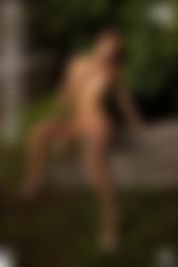 2022phdee/2022-03/[photodromm] 2022-03-08 Parker - Vertical II (x42, 3000 px)/_cover.jpg