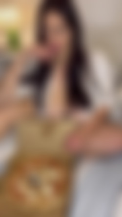 [OnlyFans.com] BustyEmily - SiteRip/videos/3263813704.mp4
