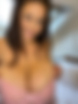 [OnlyFans.com] BustyEmily - SiteRip/photos/3135764559.jpg