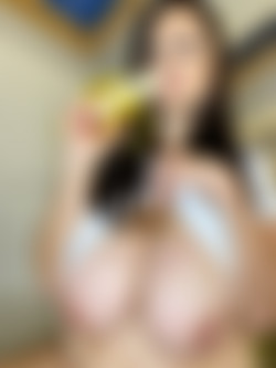 [OnlyFans.com] BustyEmily - SiteRip/photos/3230432567.jpg