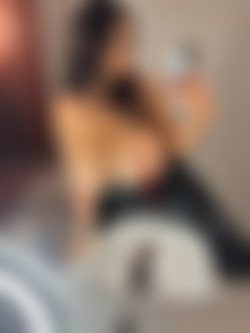 [OnlyFans.com] BustyEmily - SiteRip/photos/3320963241.jpg