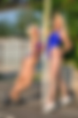 Shiny Leotards/Gallery 041 - Luda_Julia/041sl_003.jpg