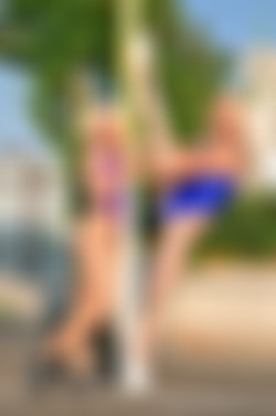 Shiny Leotards/Gallery 041 - Luda_Julia/041sl_053.jpg
