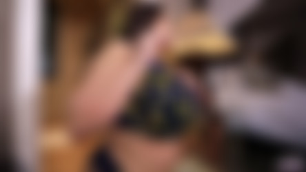 LeanneCrow.com part 2/Navy Spring Flowers 5D 1 (2020.05.22).mp4