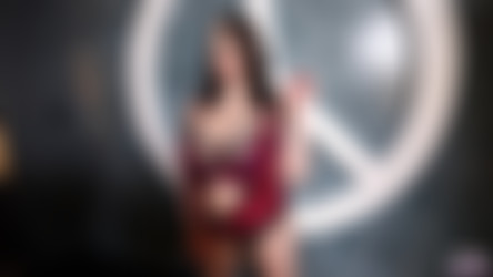 LeanneCrow.com part 2/Red Satin Peace 5D 1 (2019.11.01).mp4