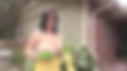 LeanneCrow.com part 2/Flower Child 1 (2019.01.18).mp4