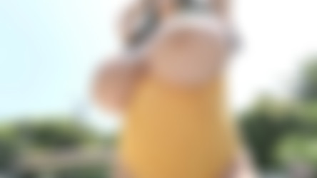 LeanneCrow.com part 2/Hello Yellow 5D 2 (2020.06.26).mp4