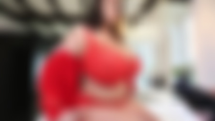 LeanneCrow.com part 2/Santa Sweater 5D 1 (2020.01.03).mp4